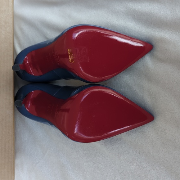 CHRISTIAN LOUBOUTIN | Pigalle Plato Blue Royal Patent Heels, 👠 🎁 💝 - Picture 9 of 12